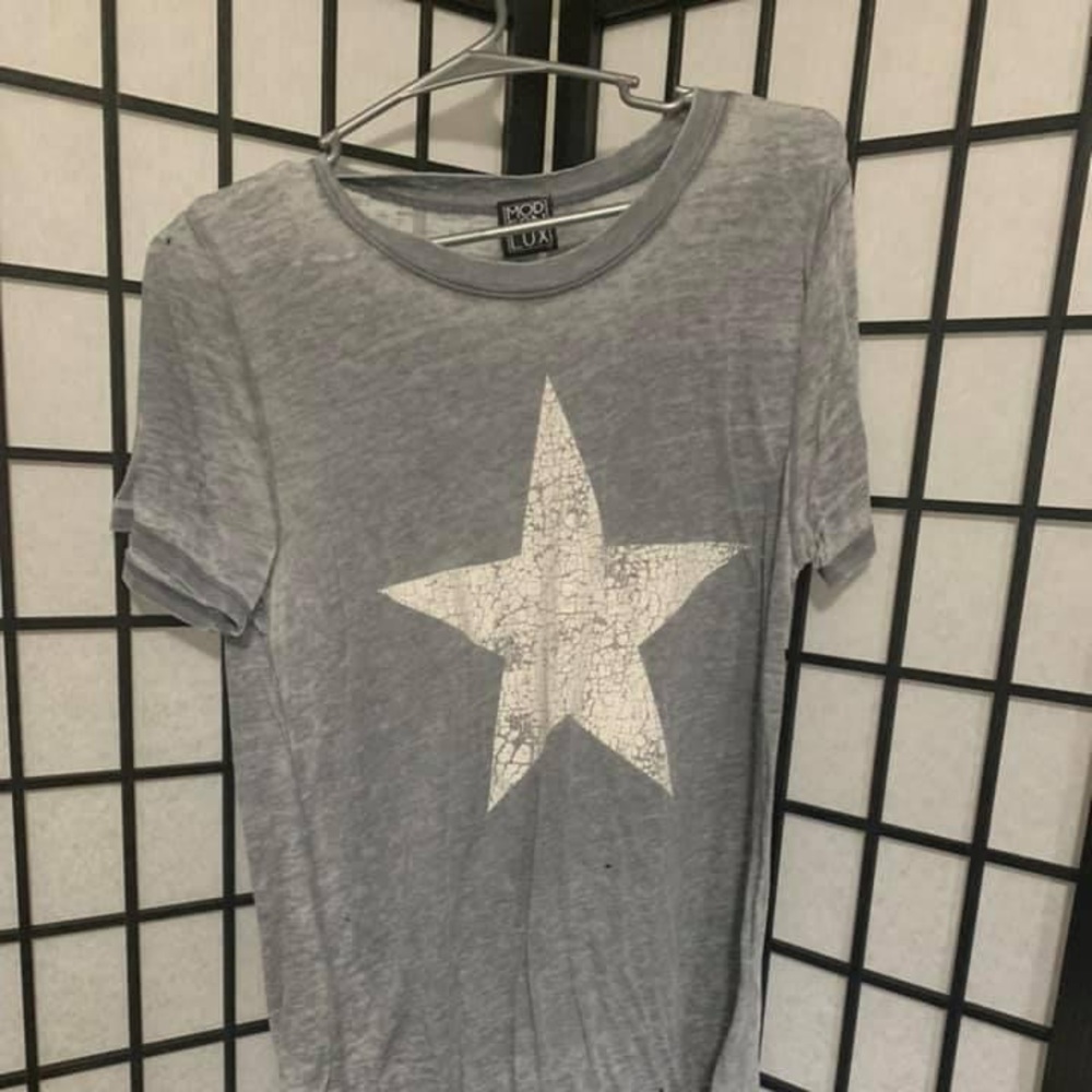 Distressed Star Tee